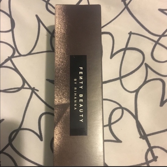 Fenty Beauty Other - Fenty beauty pro filt’r foundation by Rihanna Fenty Beauty Other - Fenty beauty pro filt’r foundation by Rihanna